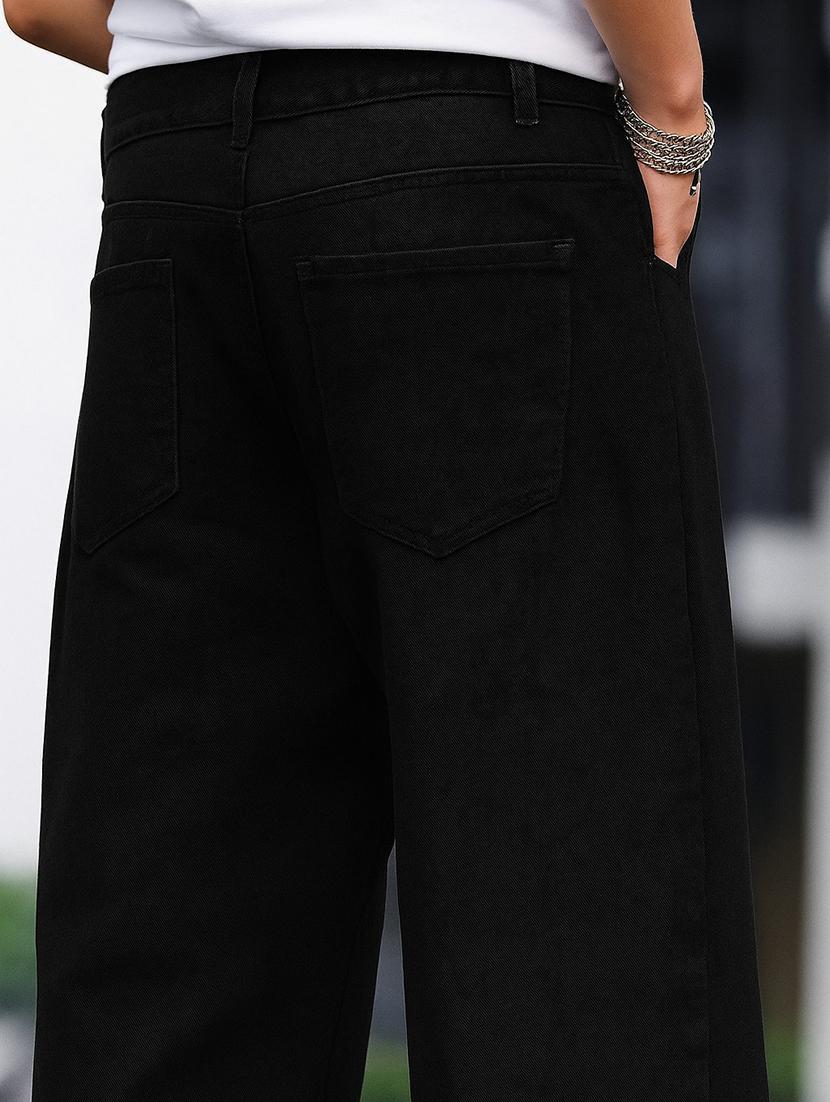 black denim jeans - 21971213 - Standard Image - 5