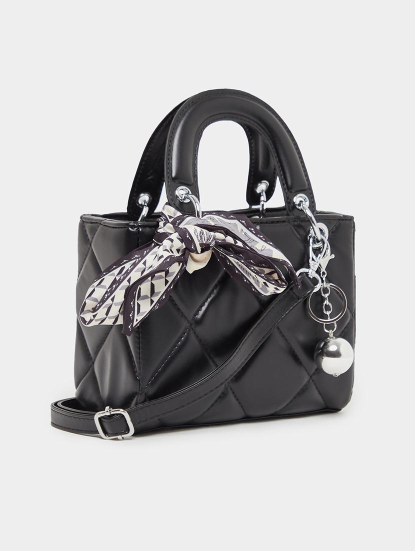 black quilted textured party handbag - 21971475 -  Zoom Image - 0