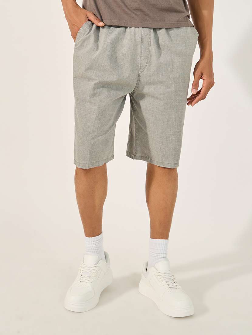 men solid mid rise relaxed fit short - 21971519 -  Zoom Image - 0
