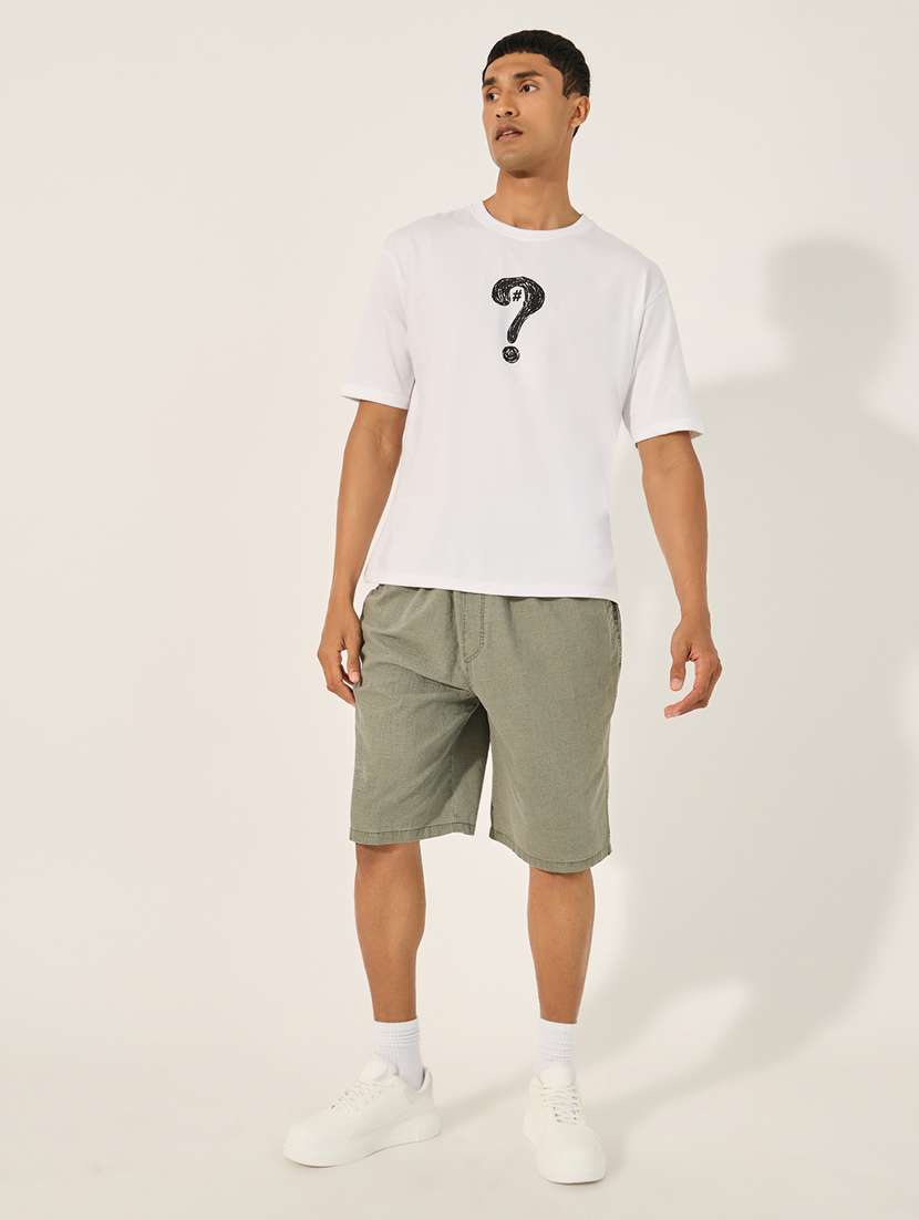 men solid mid rise relaxed fit short - 21971520 -  Standard Image - 3