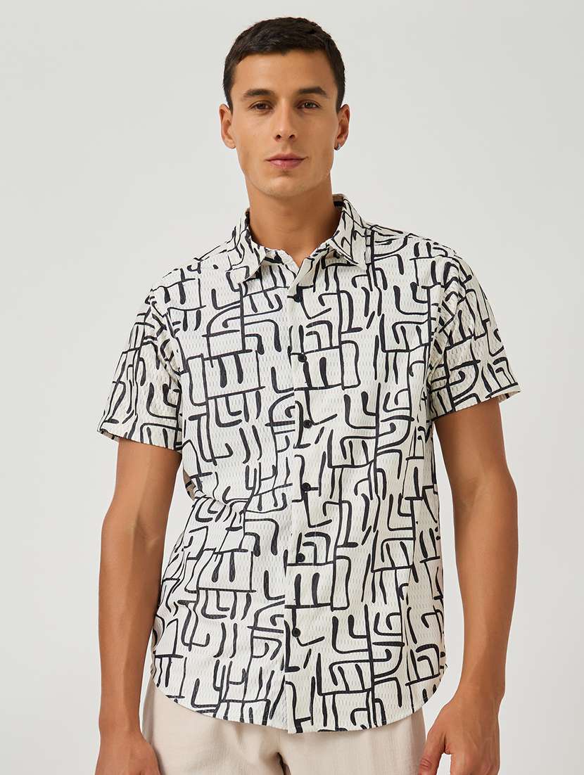 men printed short sleeve regular fit casual shirt