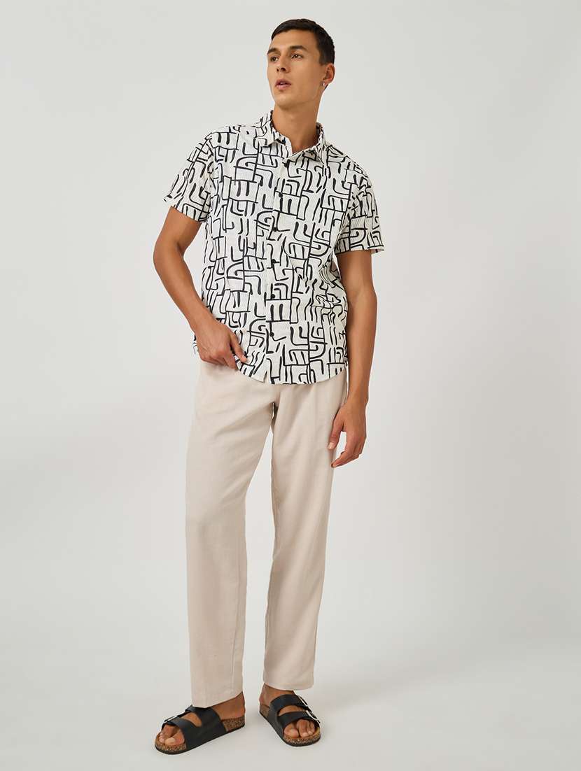 men printed short sleeve regular fit casual shirt - 21971549 -  Standard Image - 3