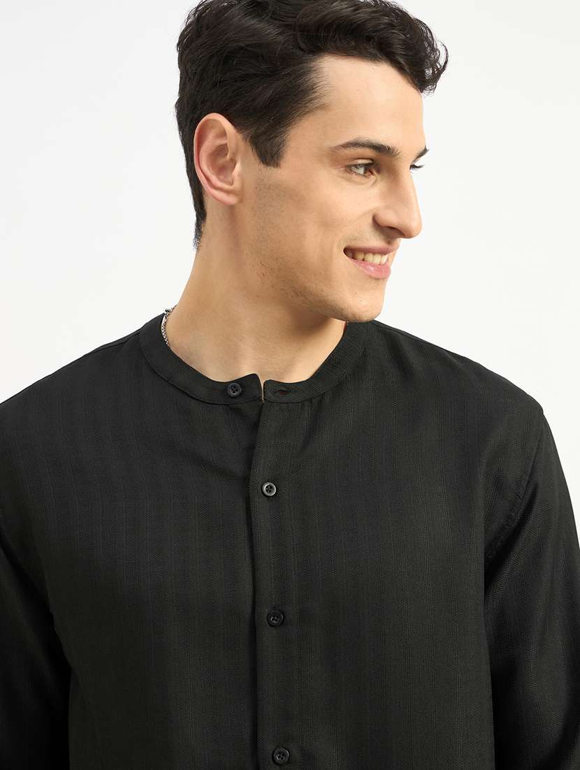 men self design long sleeve loose fit casual shirt - 21971557 -  Standard Image - 3