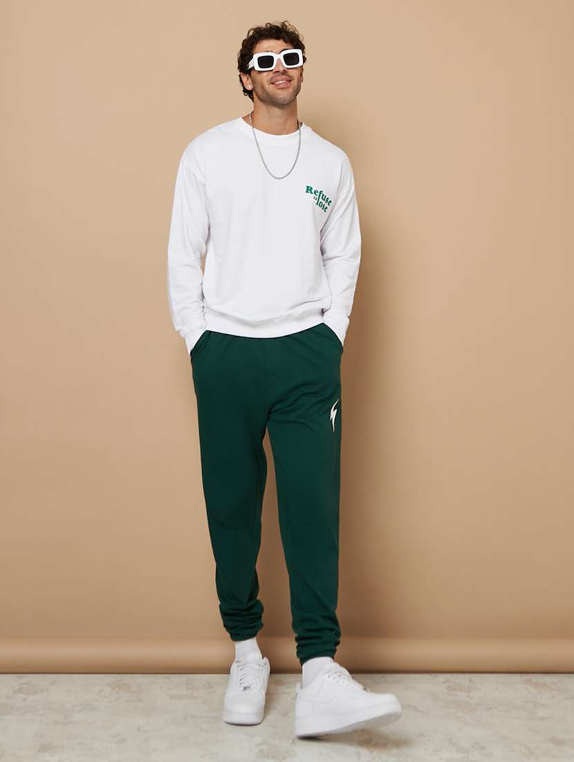 men solid mid rise relaxed fit jogger - 21971570 -  Standard Image - 5