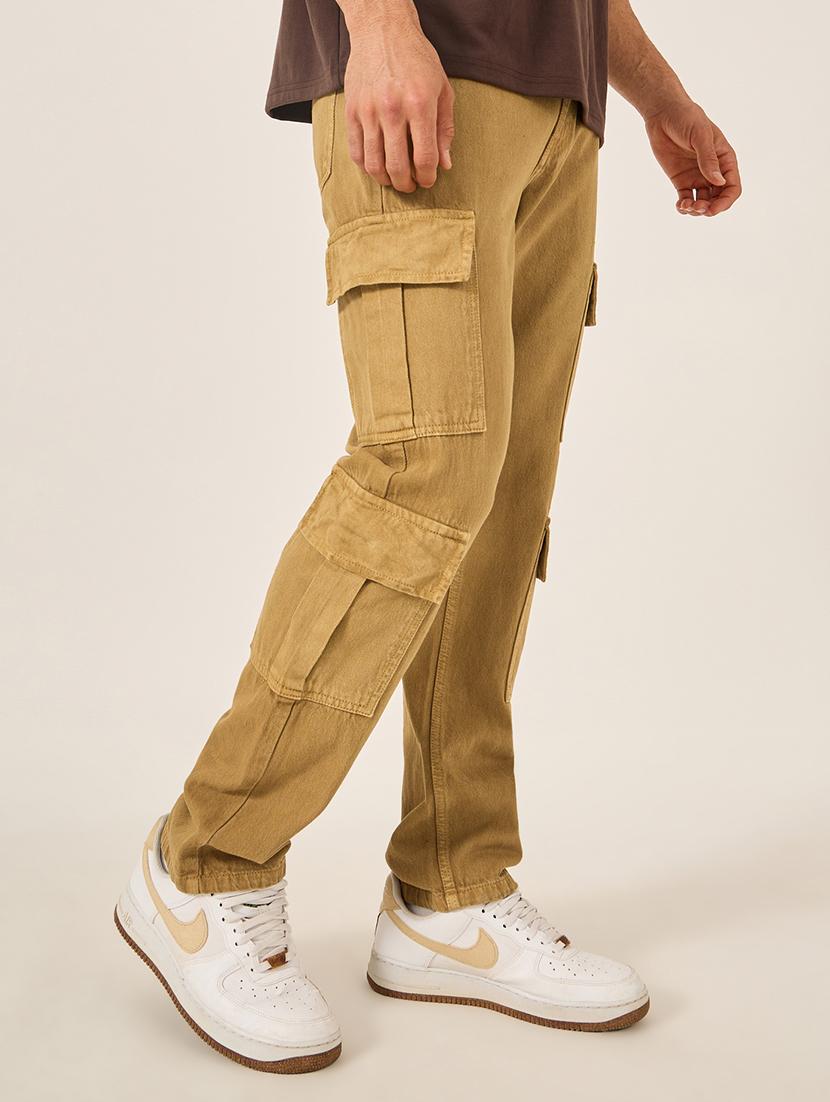 men brown solid mid rise cargo - 21971594 - Zoom Image - 0