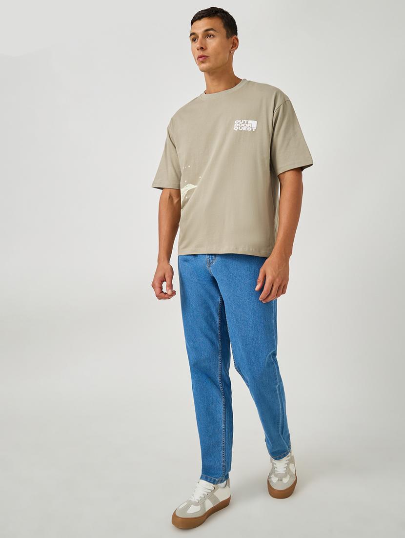 men plain mid rise full length jeans - 21971615 - Standard Image - 3