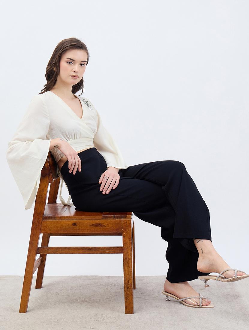 women black solid stright fit trouser - 21971650 - Standard Image - 5