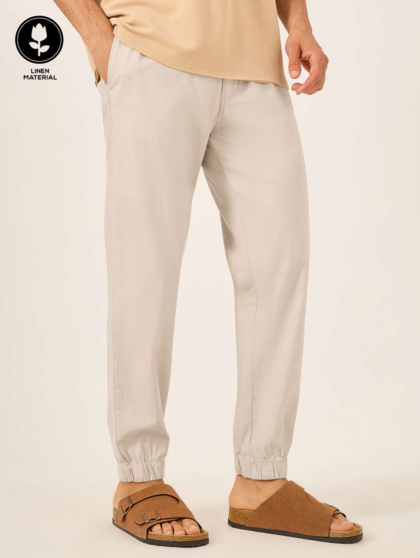 men solid mid rise relaxed fit jogger - 21971705 - Zoom Image - 0