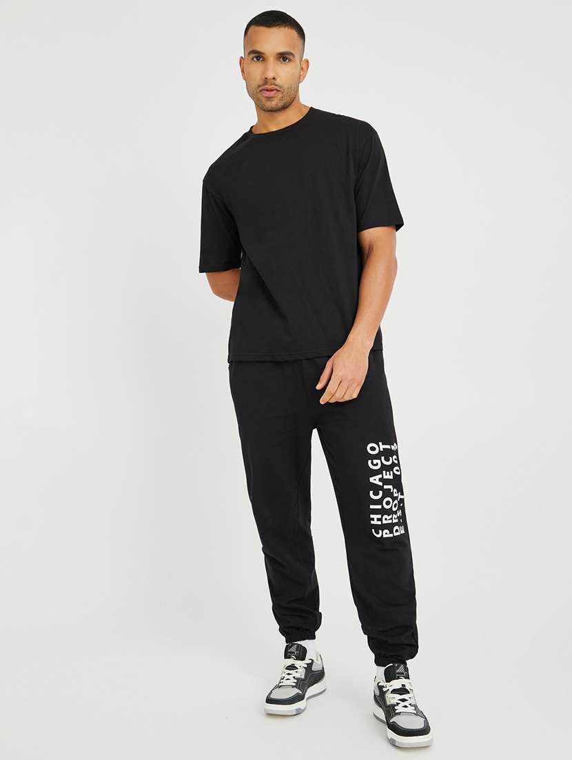 men printed mid rise relaxed fit jogger - 21971729 -  Standard Image - 3