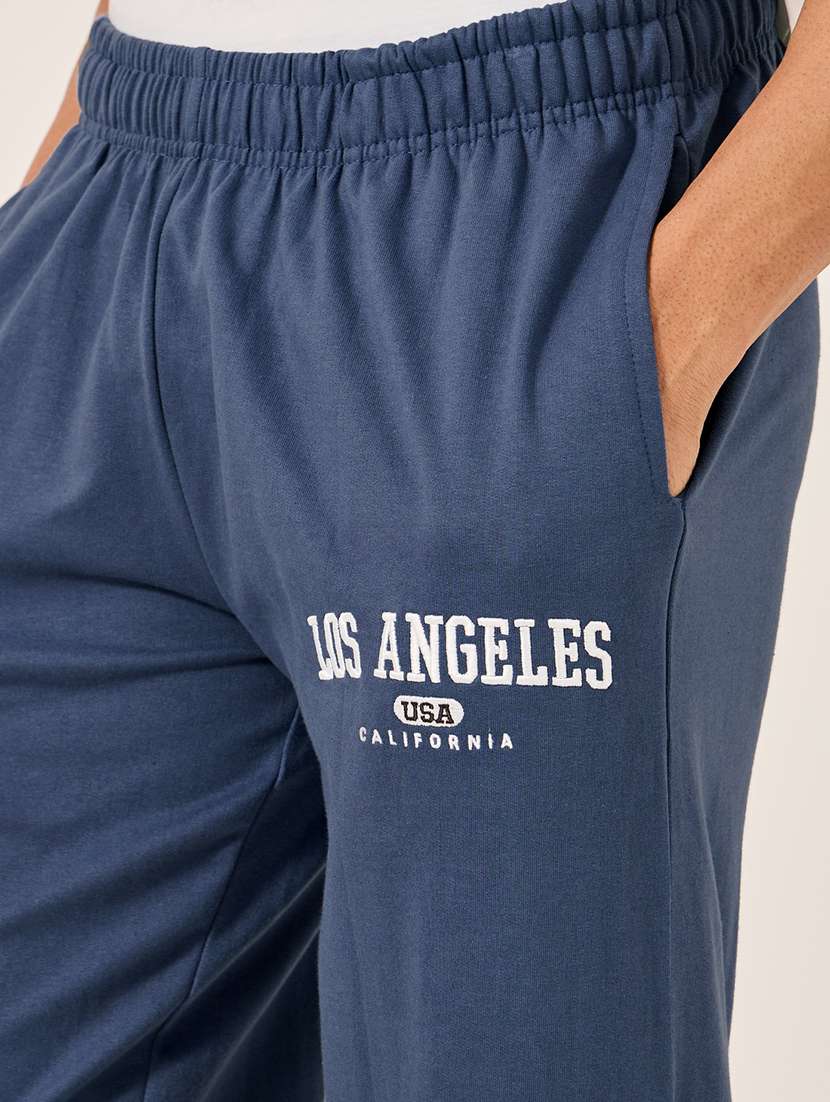 men printed mid rise relaxed fit jogger - 21971735 -  Standard Image - 3