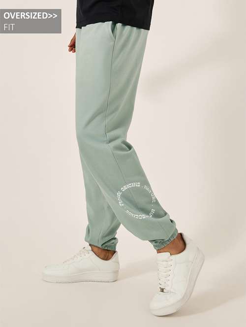 men printed mid rise relaxed fit jogger - 21971751 -  Standard Image - 0