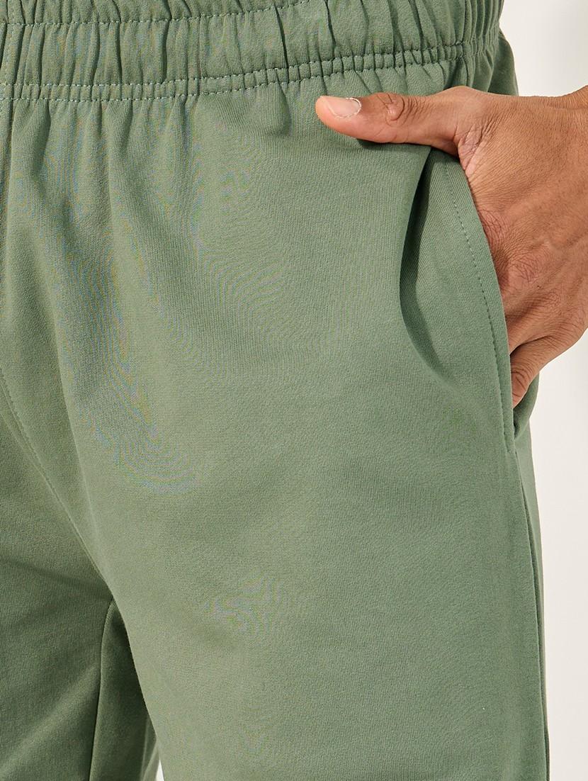 men solid mid rise relaxed fit jogger - 21971758 - Standard Image - 3