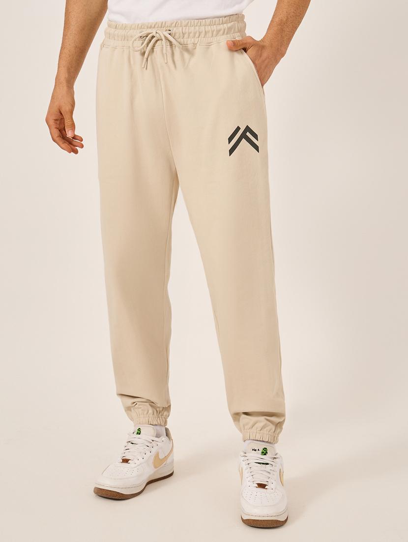 men printed mid rise relaxed fit jogger - 21971767 - Zoom Image - 0