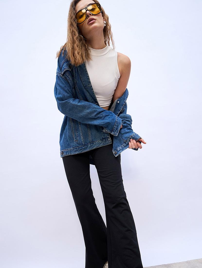 women black solidmid rise track pant - 21971781 - Standard Image - 3
