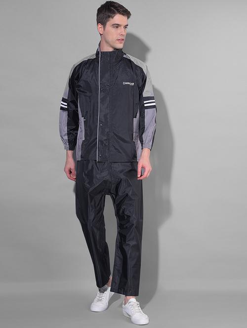 men color block long sleeve rain suit set - 21972064 - Standard Image - 0