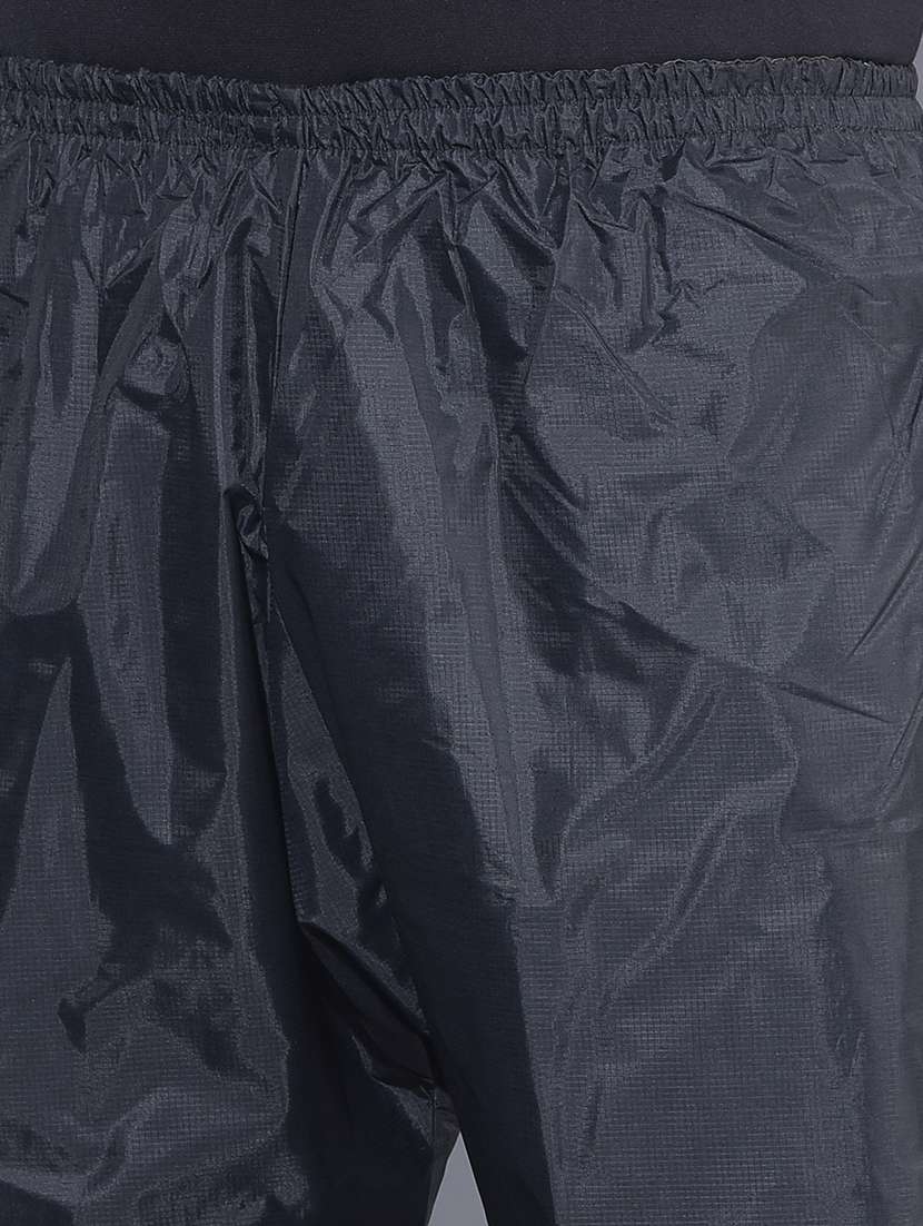 men solid long sleeve rain suit set  - 21972107 -  Standard Image - 5