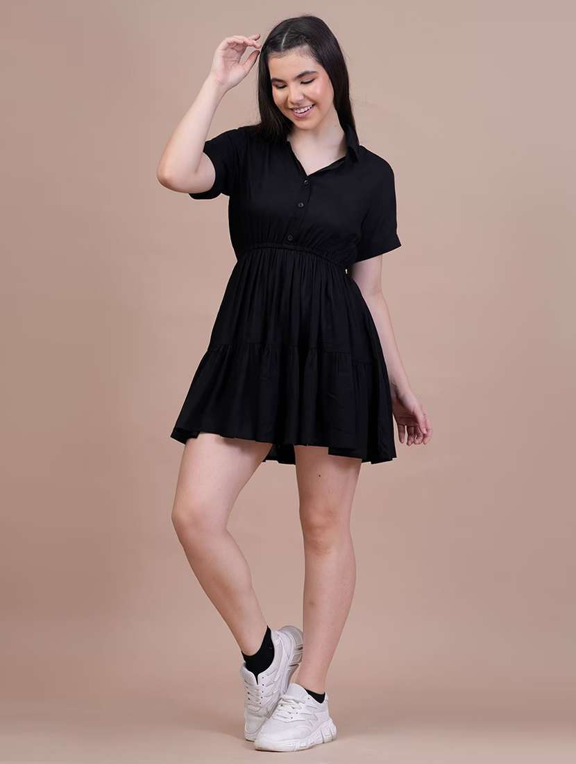 women black solid short sleeve tiered dress