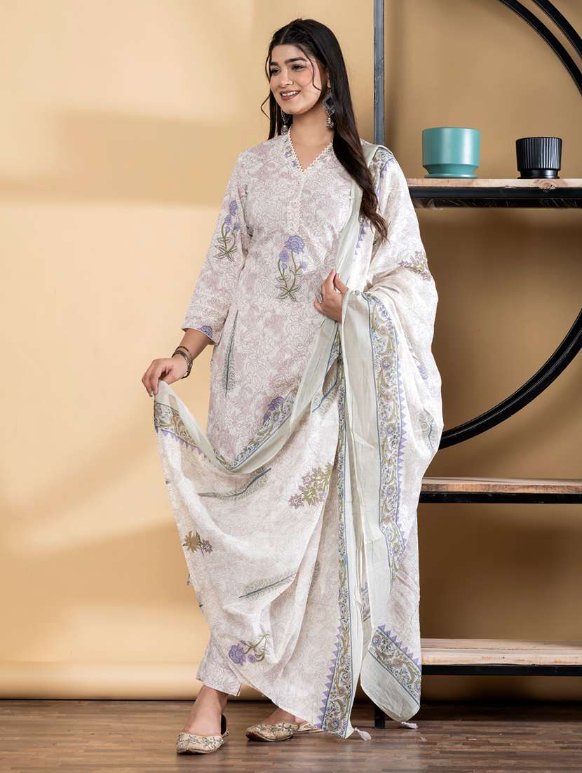 women three quarter sleeve kurta pant with dupatta set - 21972299 -  Standard Image - 3