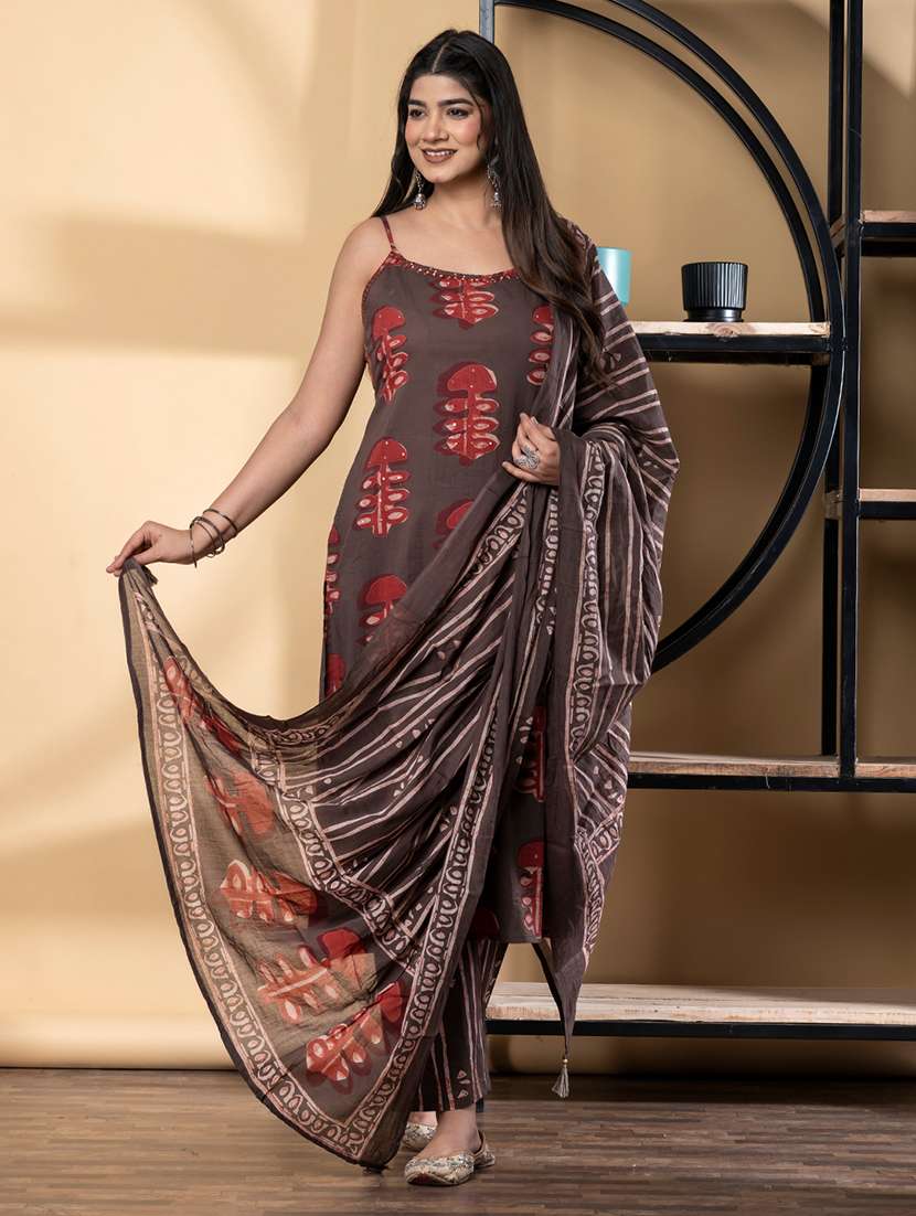 women printed sleeveless kurta pant with dupatta set