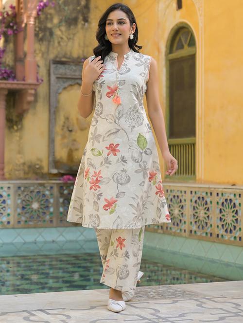 women floral printed sleeveless kurta pant set - 21972326 -  Standard Image - 0