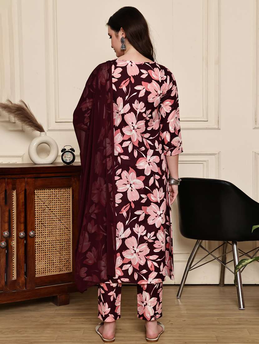 women three quarter sleeve kurta pant with dupatta set - 21972464 -  Standard Image - 3