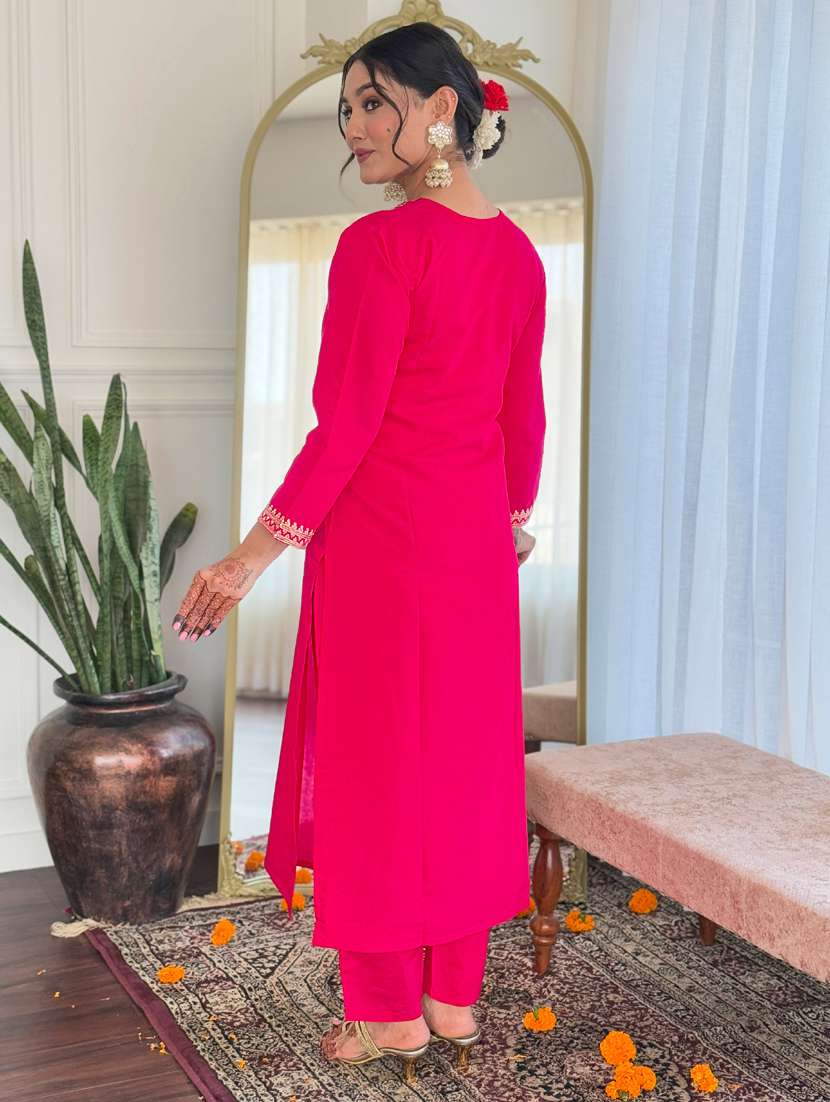 women three quarter sleeve kurta pant with dupatta set - 21972538 - Standard Image - 3