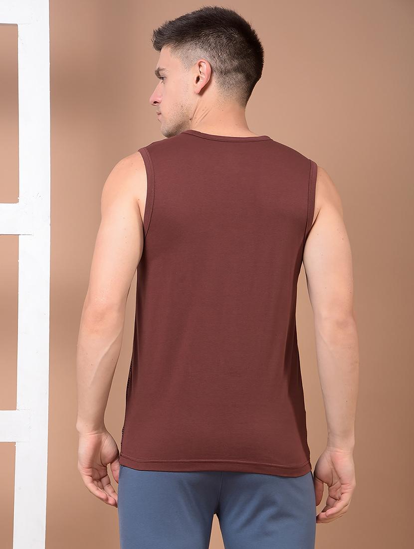 men striped sleeveless regular fit vest - 21972724 - Standard Image - 3
