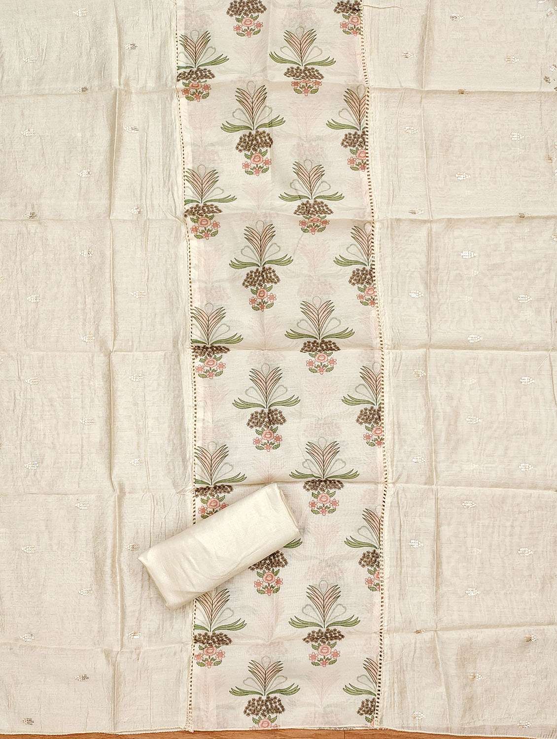 women floral embroidered unstitched suit set - 21972834 - Standard Image - 3