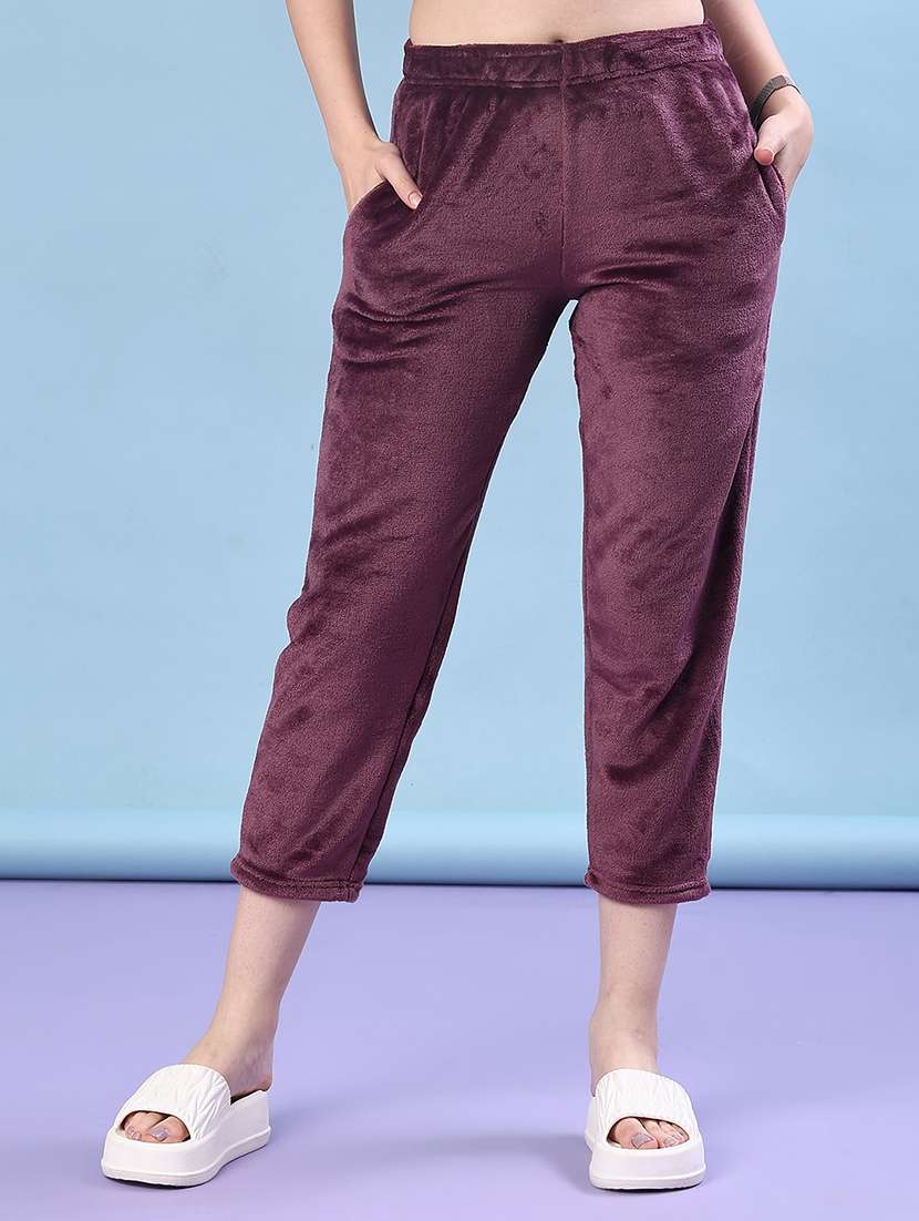 women solid mid rise capri