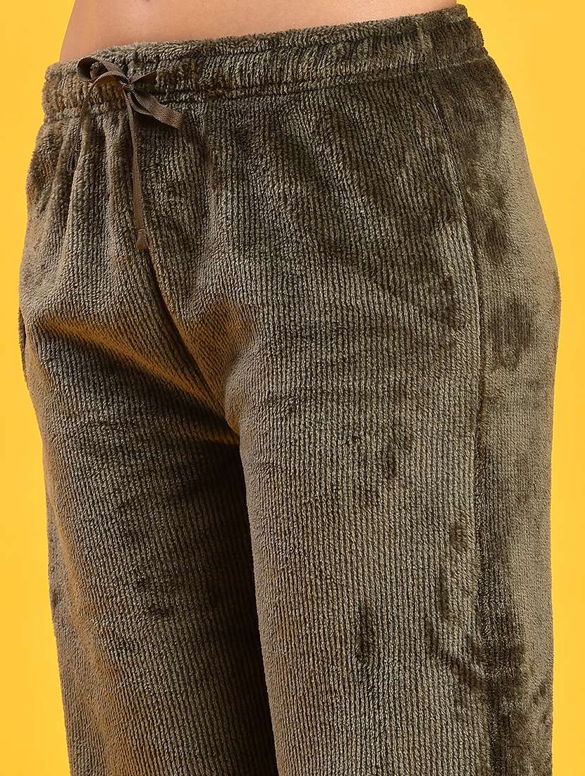 women solid mid rise jogger - 21973901 -  Standard Image - 5