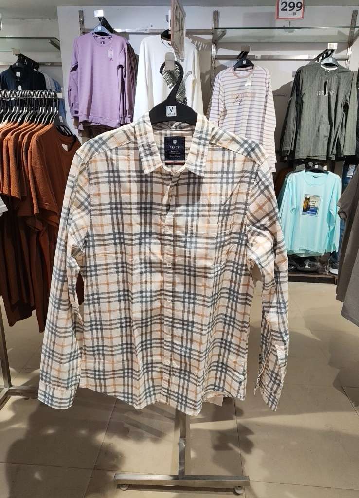 off white poplin casual shirt - 21974744 - Zoom Image - 0