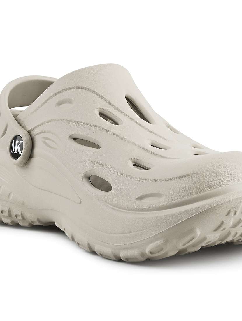 men beige solid crocs  - 21974849 -  Standard Image - 5
