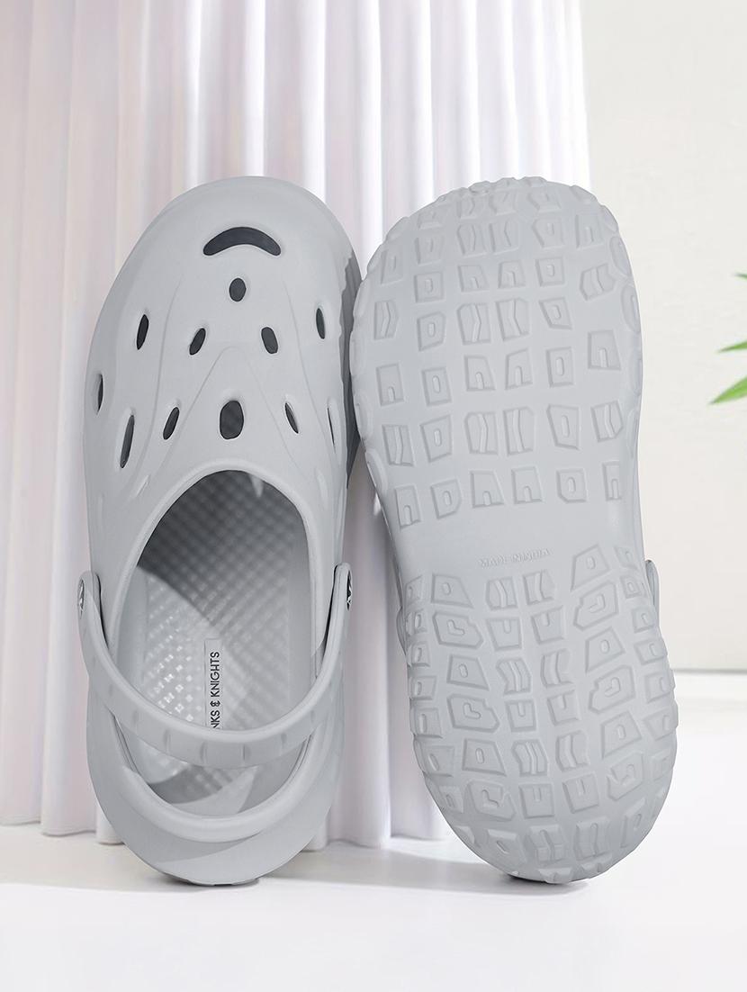 men grey solid crocs - 21974850 - Standard Image - 3