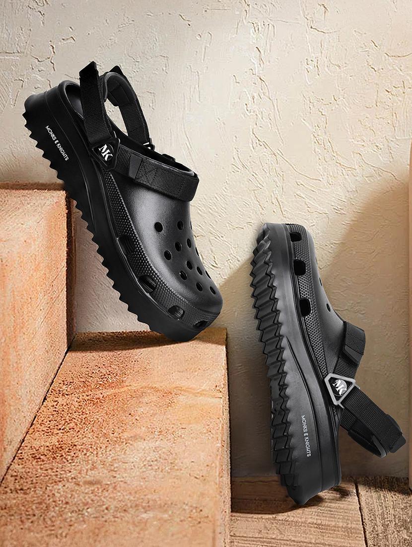 men black solid crocs - 21974851 - Standard Image - 3