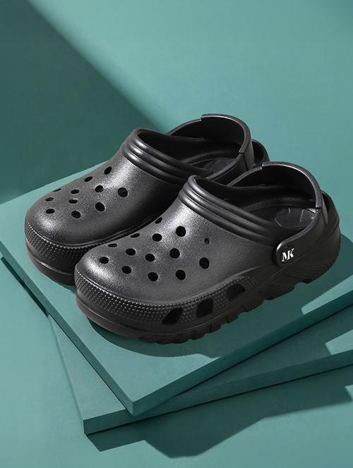 men black solid crocs - 21974856 - Standard Image - 0