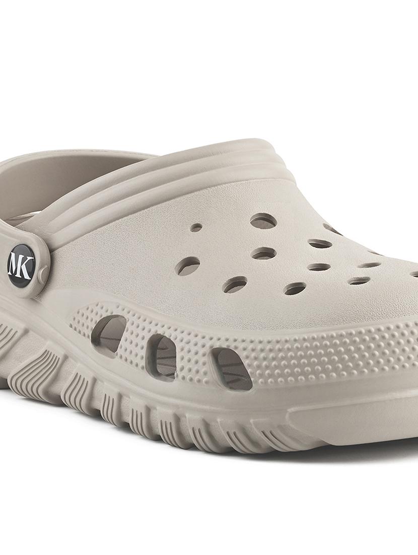 men beige solid crocs - 21974857 - Standard Image - 5