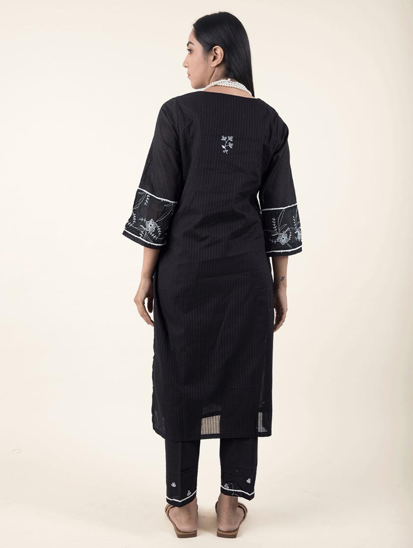 women solid with work three quarter sleeve straight kurta - 21974927 - Standard Image - 3