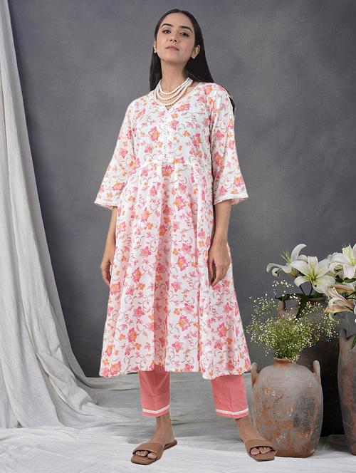 women floral three quarter sleeve a-line kurta - 21974928 -  Standard Image - 0