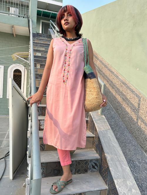 women solid with work sleeveless a-line kurta - 21974940 -  Standard Image - 0
