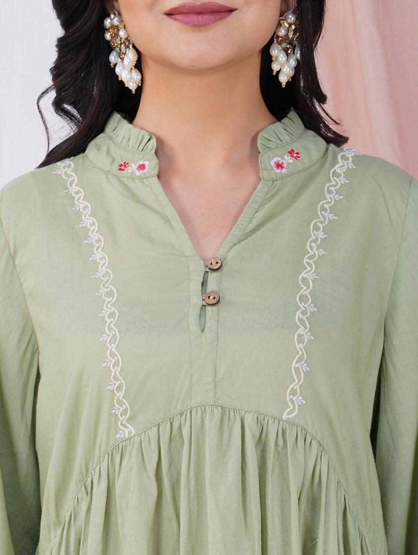 women solid with work three quarter sleeve a-line kurta - 21974945 - Standard Image - 3