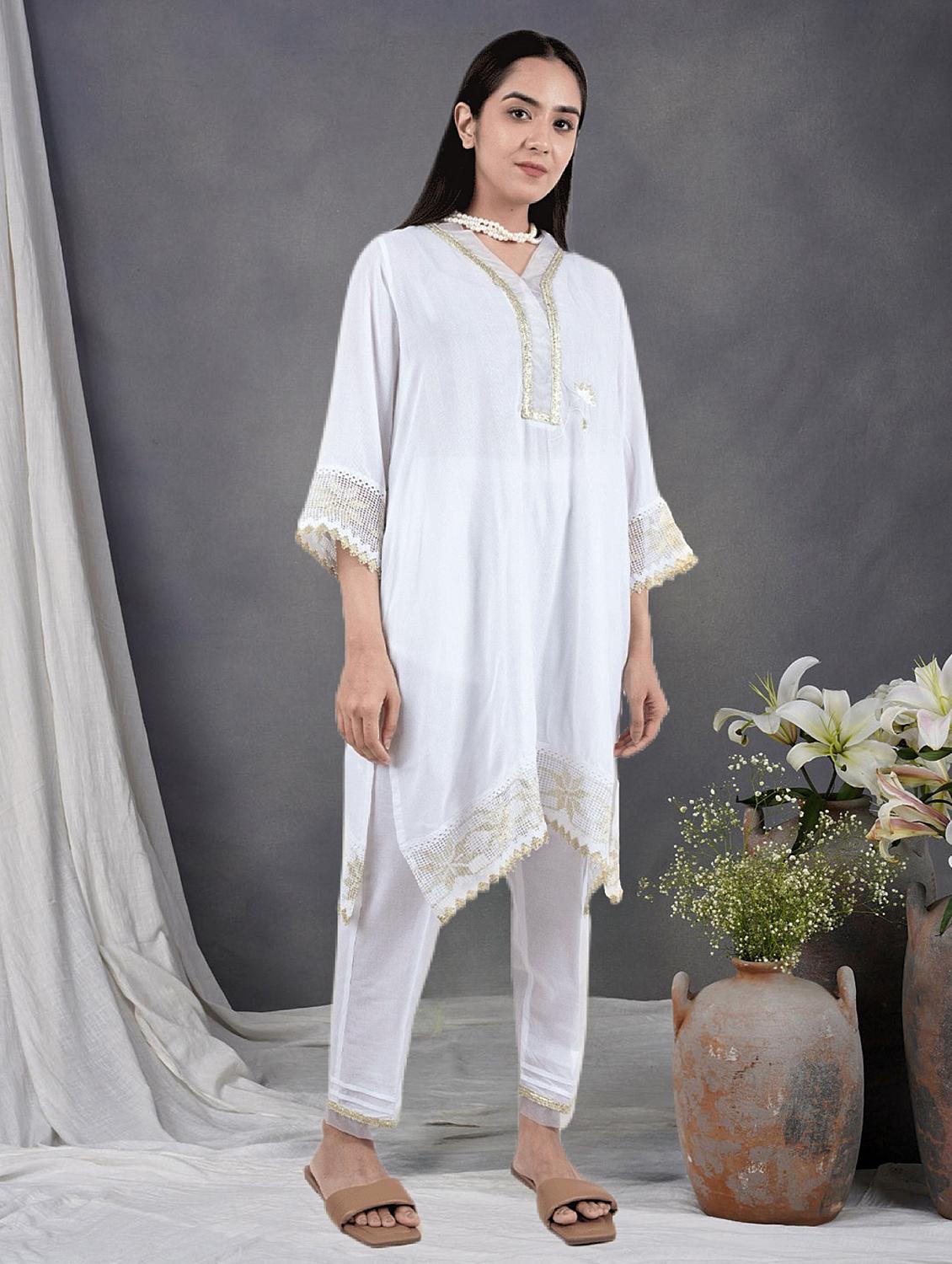 women solid with work three quarter sleeve a-line kurta - 21974946 - Zoom Image - 0