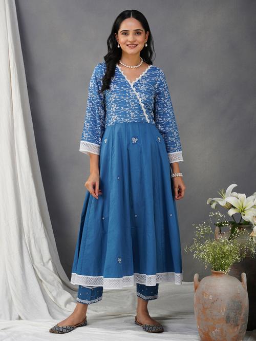 women solid with work three quarter sleeve anarkali kurta - 21974948 -  Standard Image - 0