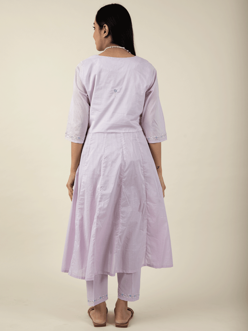 women solid with work three quarter sleeve anarkali kurta - 21974951 - Standard Image - 3