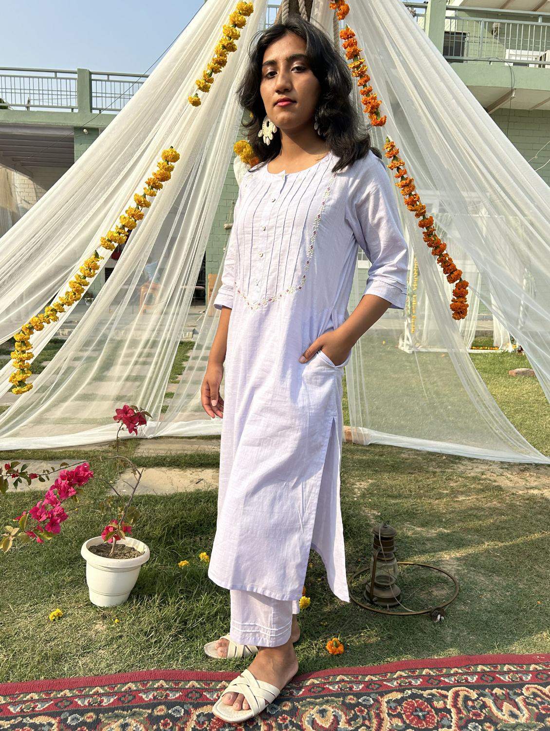 women solid with work three quarter sleeve a-line kurta - 21974954 - Standard Image - 3