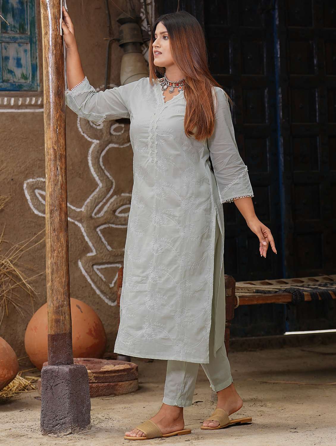 women solid with work three quarter sleeve straight kurta - 21974967 -  Standard Image - 3