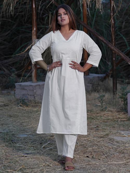 women solid with work three quarter sleeve a-line kurta - 21974971 - Standard Image - 0