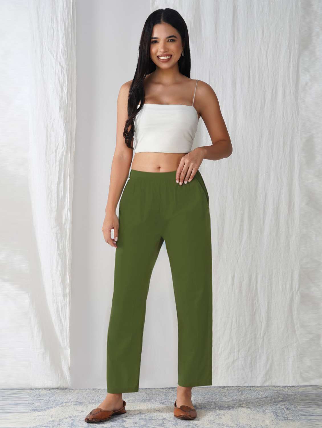 women solid mid rise ankle length tapered pant - 21975007 -  Standard Image - 3