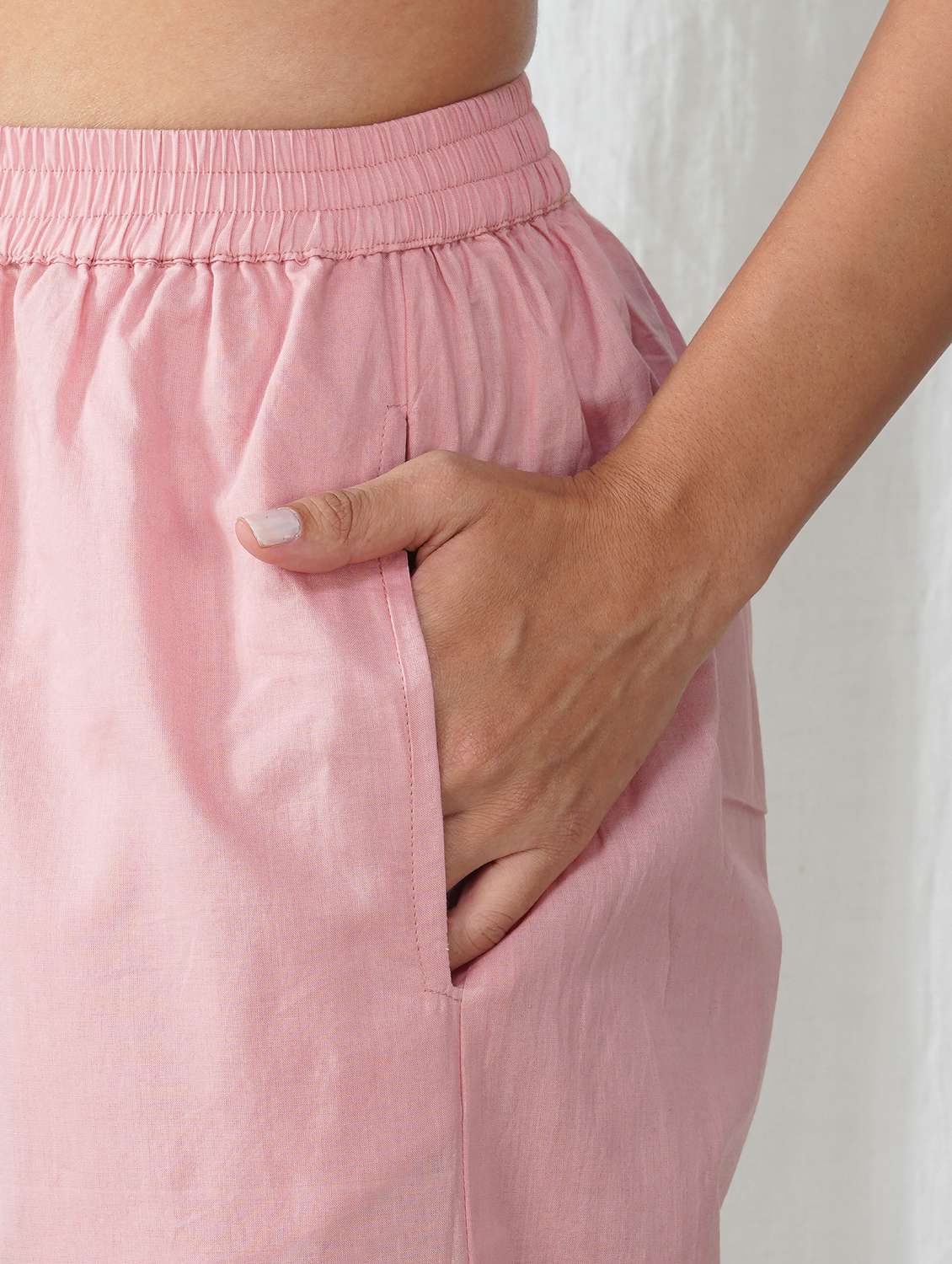 women solid mid rise ankle length tapered pant - 21975051 -  Standard Image - 3