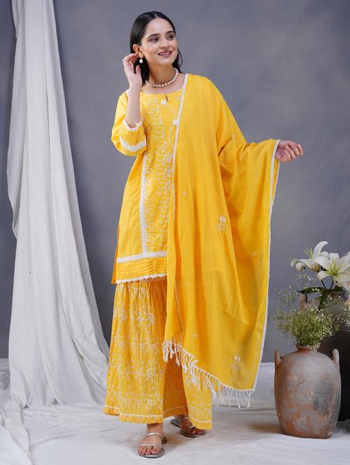 women three quarter sleeve kurta sharara with dupatta set - 21975060 - Standard Image - 0