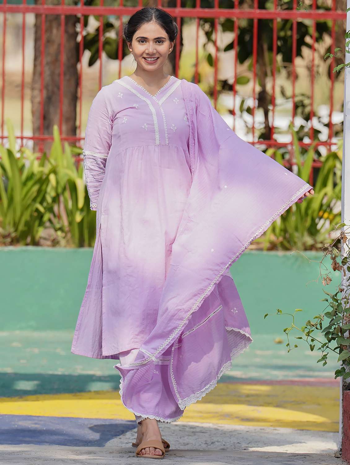 women three quarter sleeve kurta pant with dupatta set - 21975061 - Zoom Image - 0